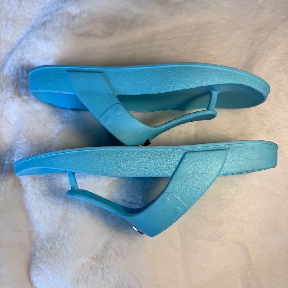 Michael Kors Lindsey Thong Turquoise Blue Slide Sandals Size 8 - Picture 6 of 7